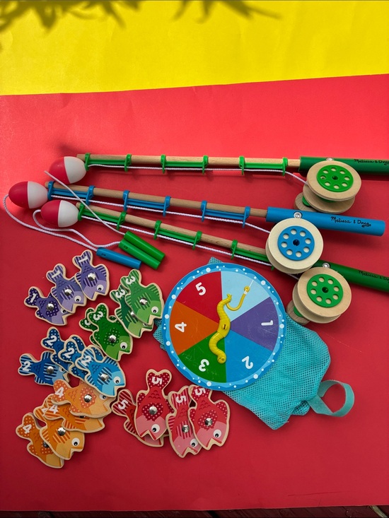 Melissa and Doug Other - Kiddie Fishing Set (3 poles, 19 fish)